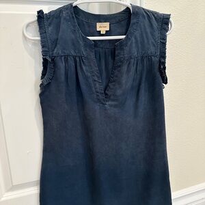 Ella Moss sleeveless top Tunic Style Length